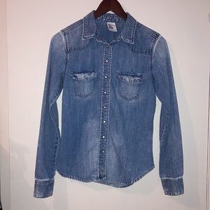 H&M denim snap button long sleeve shirt, size 4